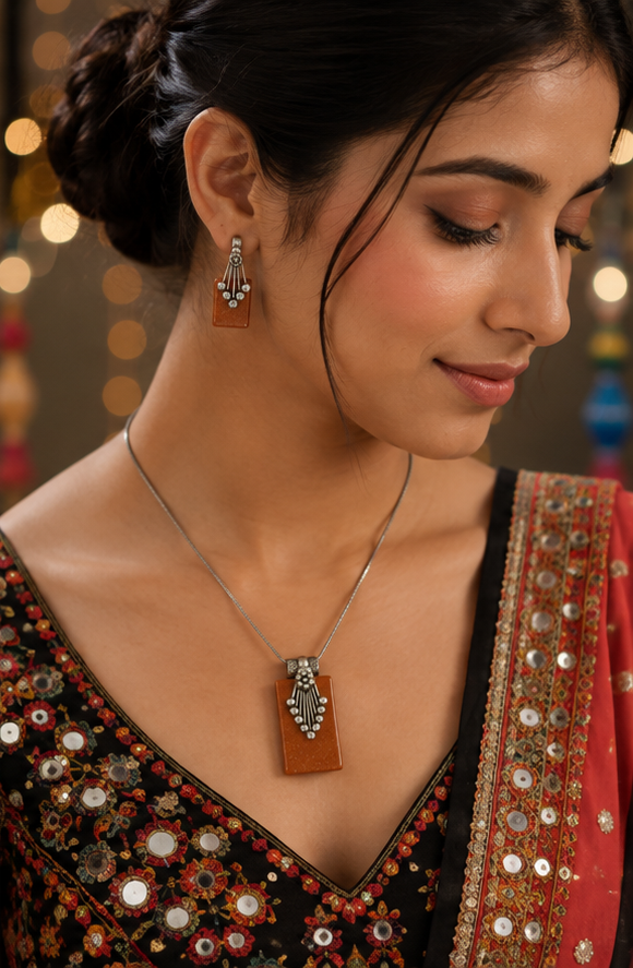 Aarohi Rock & Oxidised Necklace Set